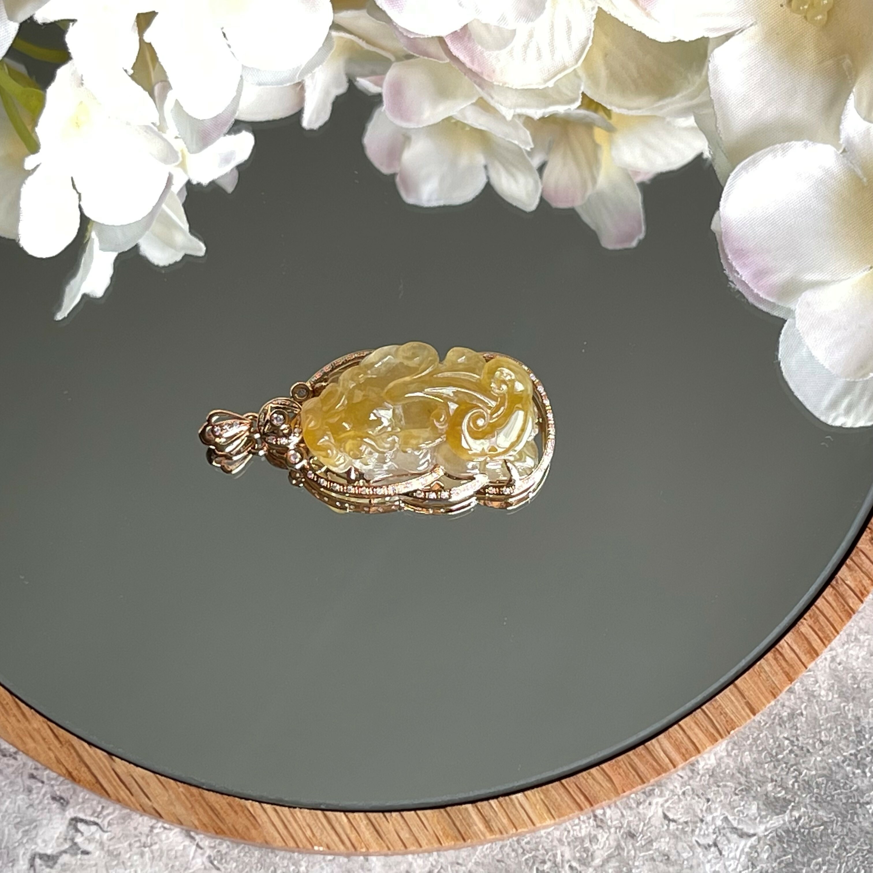 Yellow Pixiu Jadeite Pendant (PJA00121)