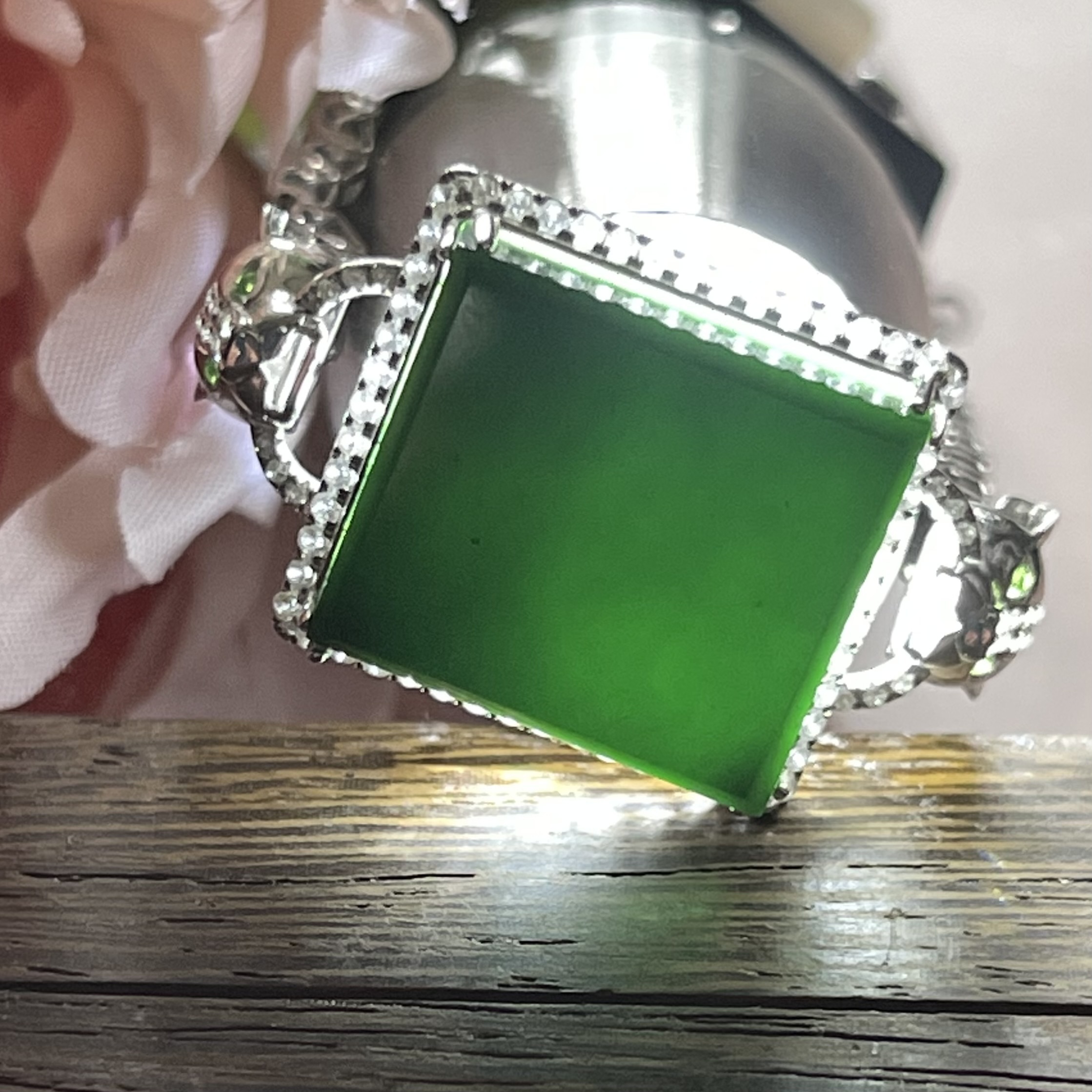 18K White Gold Exclusive Leopard Omphacite Bracelet (PJA00086)