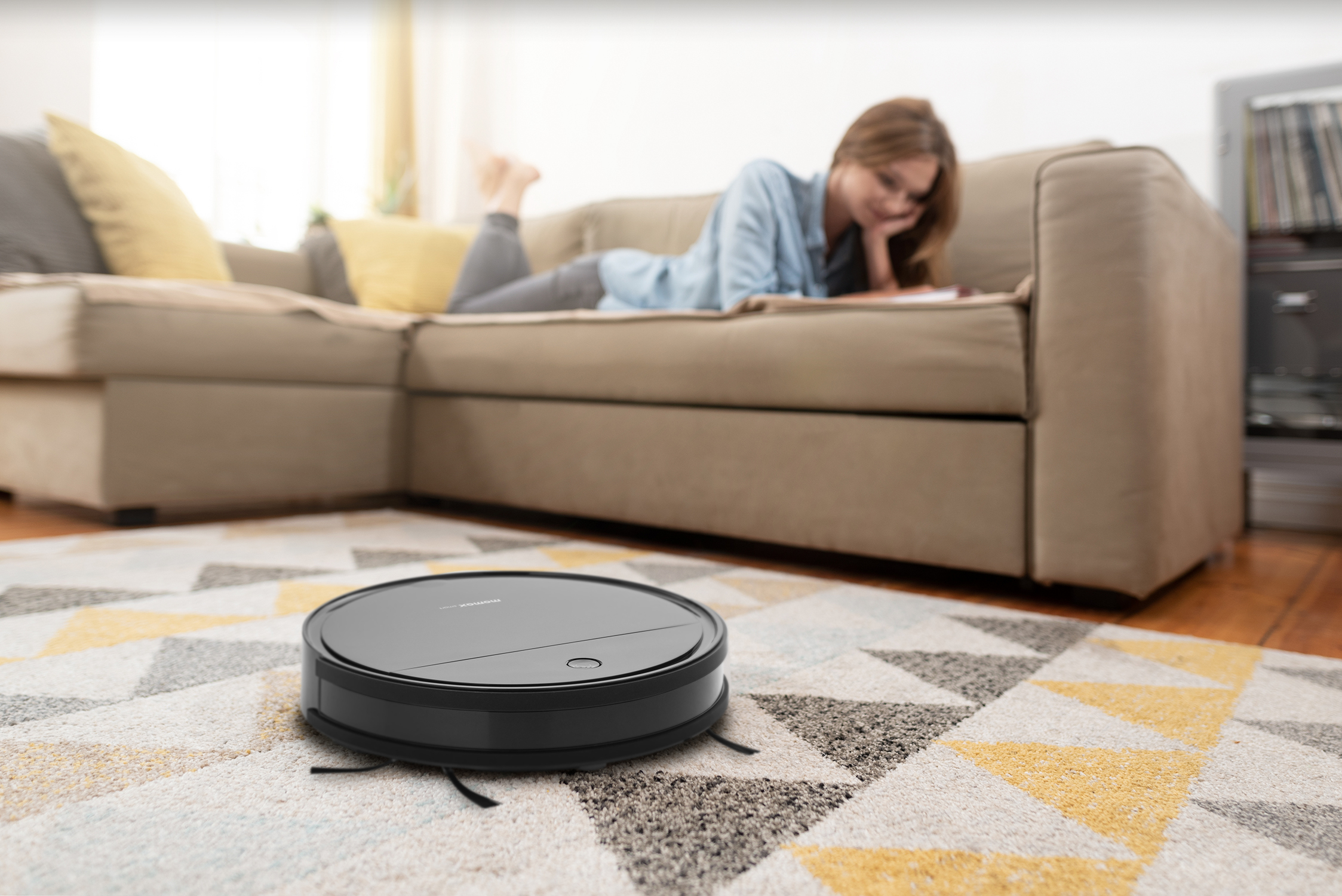 Mini-Cleanse IoT Vacuum Robot