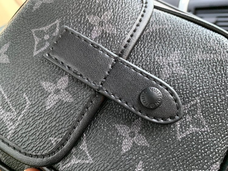 【2024】LV Louis Vuitton （ルイヴィトン） メッセンジャーバッグ 15x17x8cm