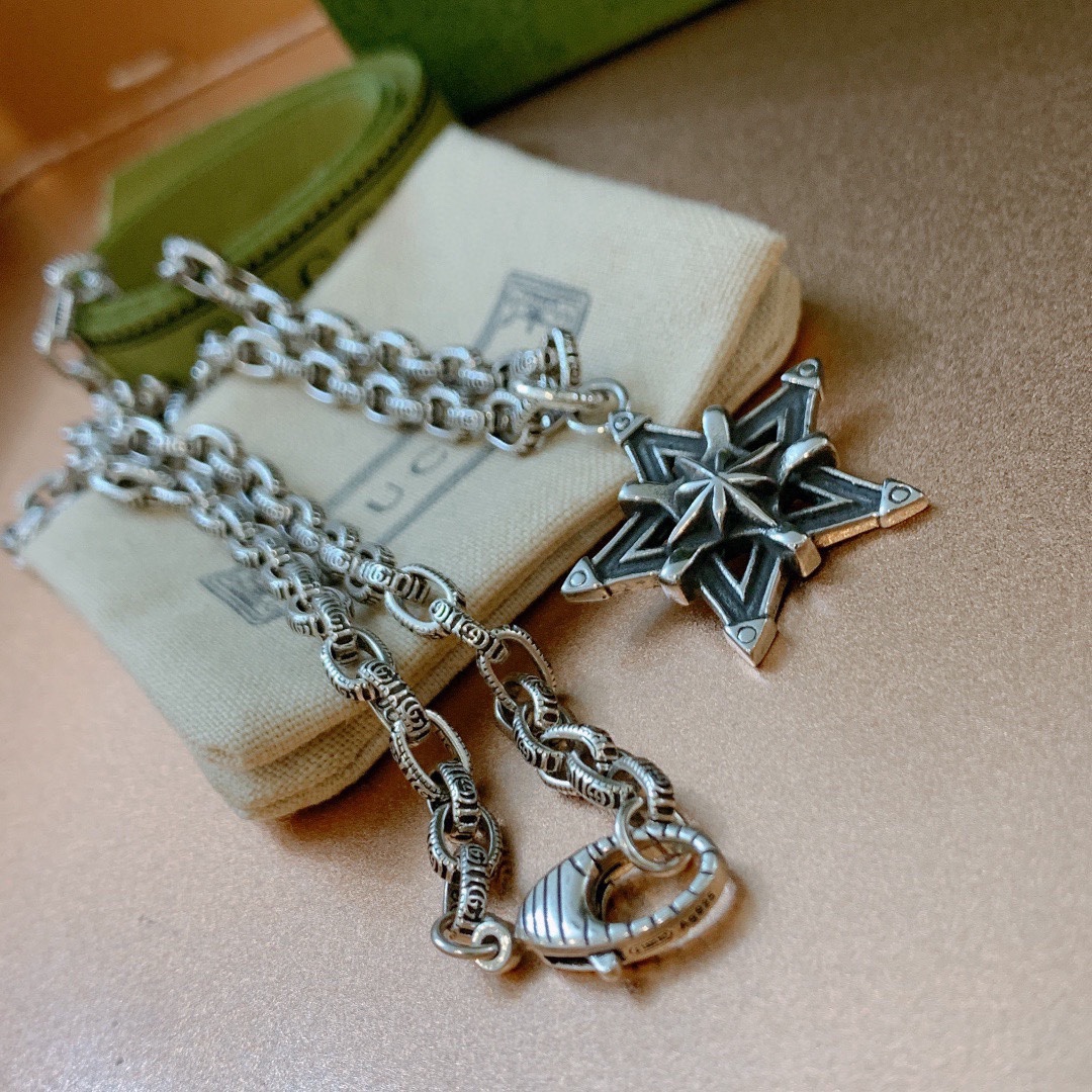 【GUCCI】ネックレス、新しいネックレス万能シンプルファッションオーナメント