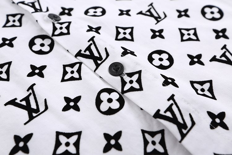 【2024】LV【Louis Vuitton 】 （ルイヴィトン）【在庫あり】男女兼用、長袖シャツ4色