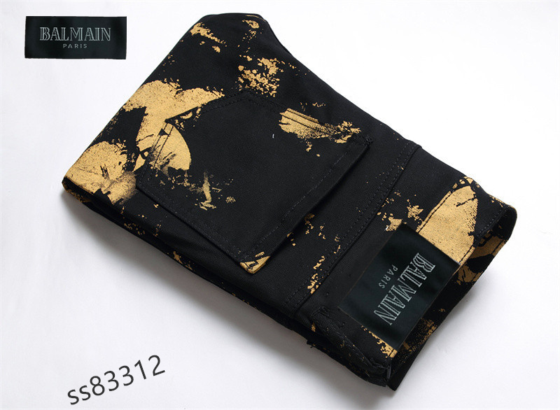 【2024】BALMAIN ジーンズ