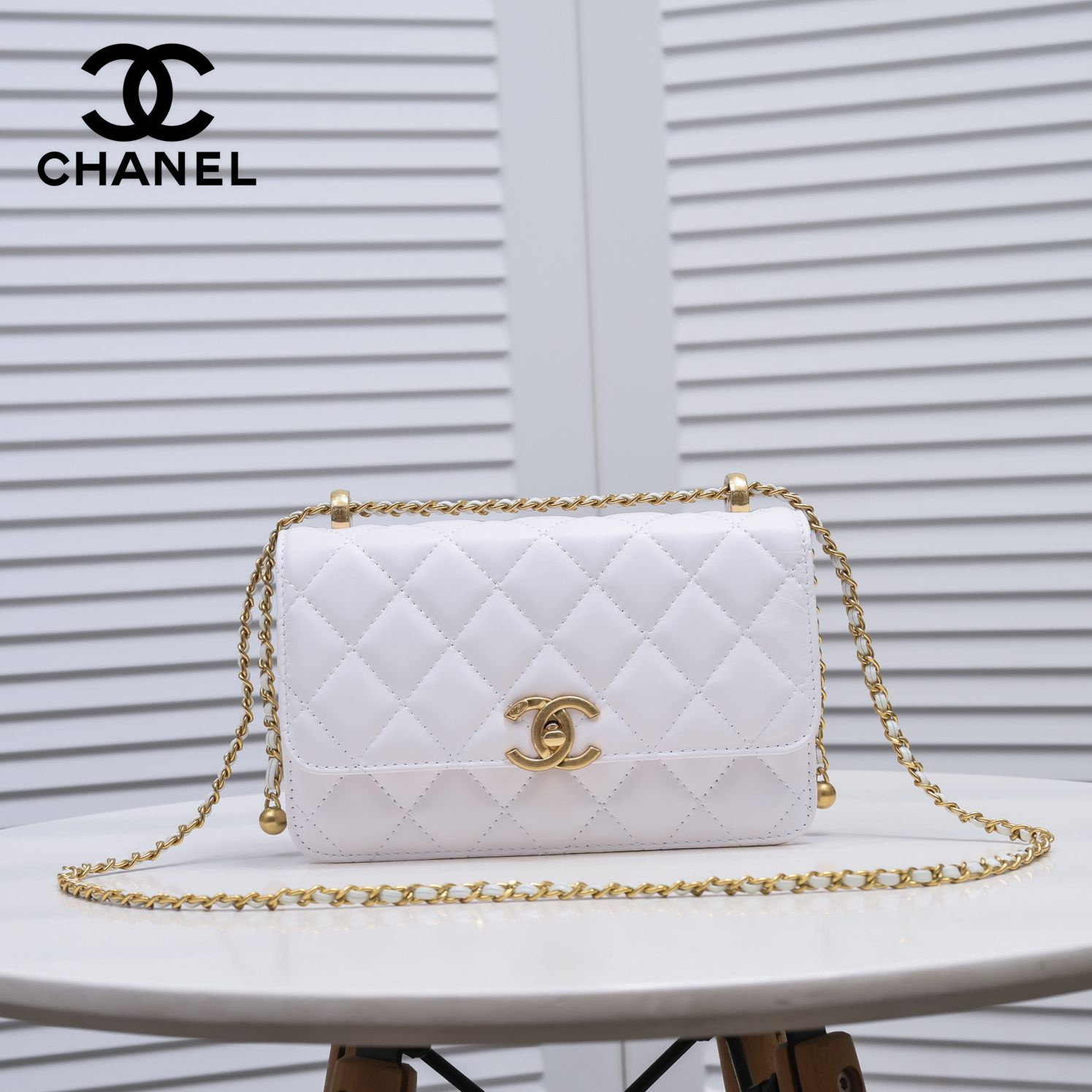 【CHANEL 公式旗艦店】シャネル   ショルダーバッグ   当日出荷 好評に付き再入荷！23*14*8CM