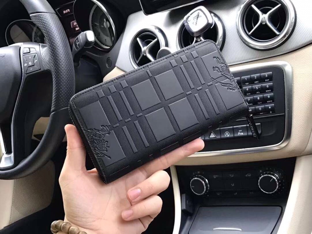 【BURBERRY 公式旗艦店】バーバリー   財布 当日出荷 好評に付き再入荷！19*10*2.5CM