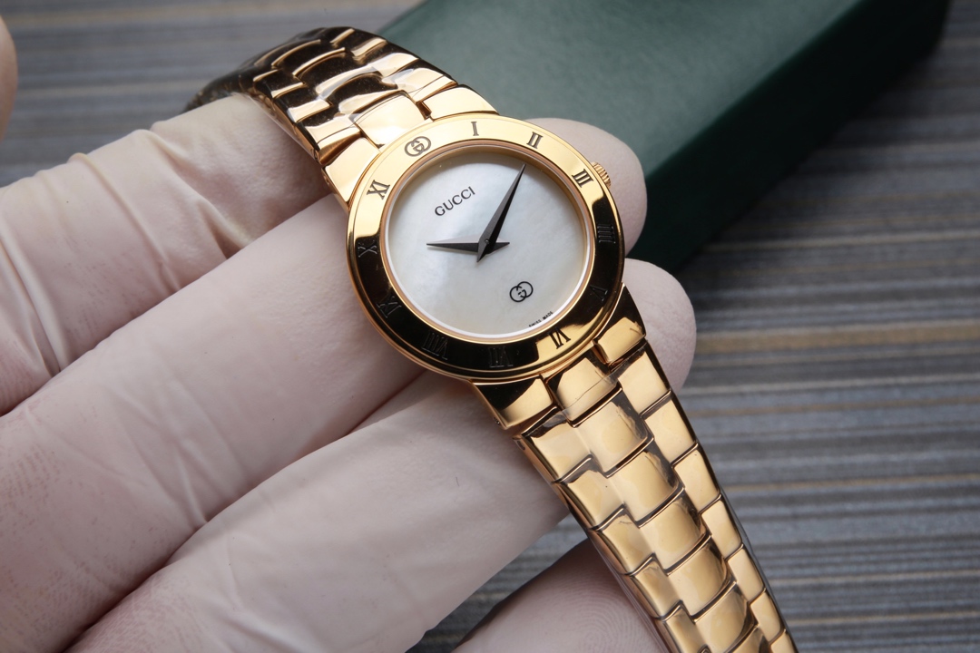 【2024】GUCCI( クッチ)  腕時計 26*6MM