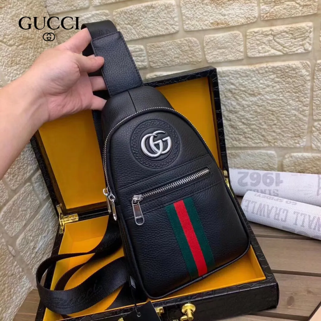Gucci ショルダーバッグ