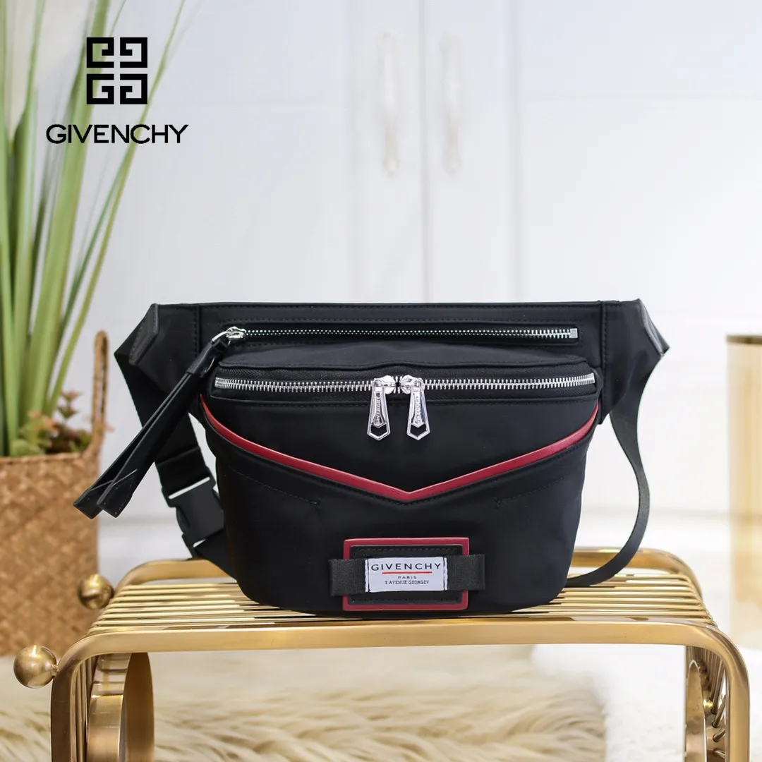 Givenchy ショルダーバッグ