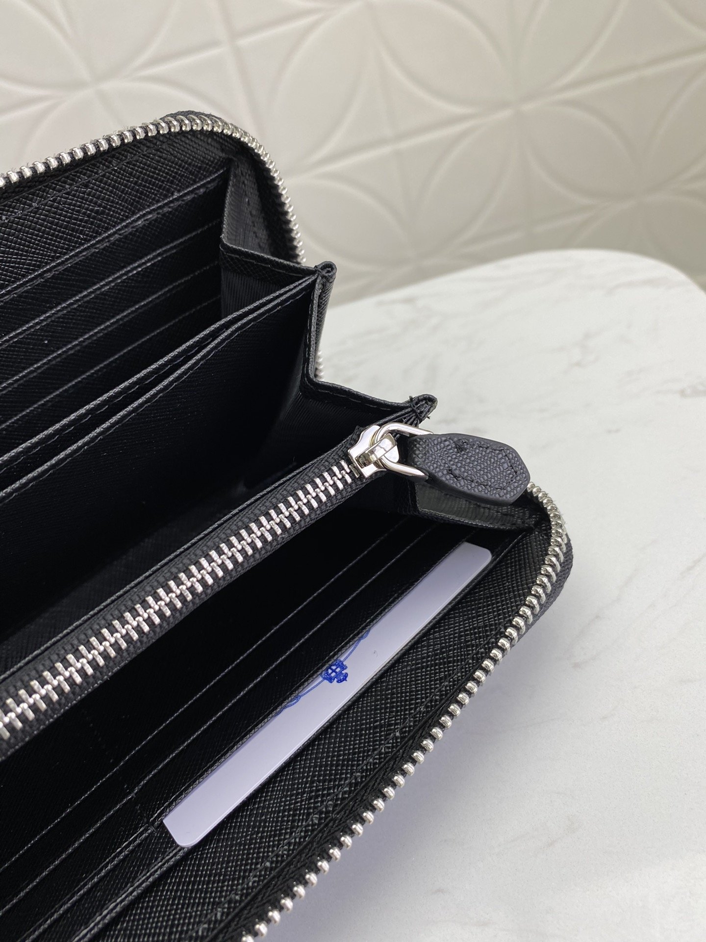 【2024】PRADA（プラダ） 財布19x12cm