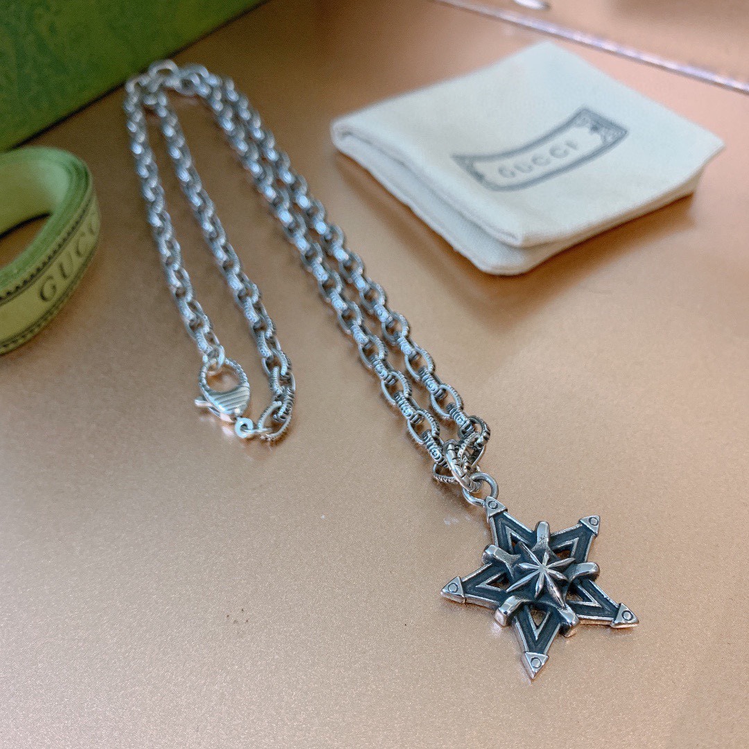 【GUCCI】ネックレス、新しいネックレス万能シンプルファッションオーナメント
