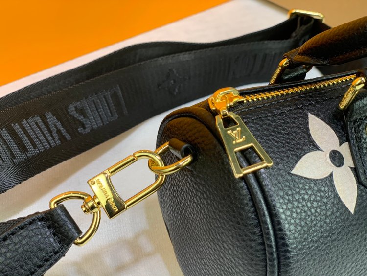 【2024】Louis Vuitton （ルイヴィトン） メッセンジャーバッグ 20x10x10cm