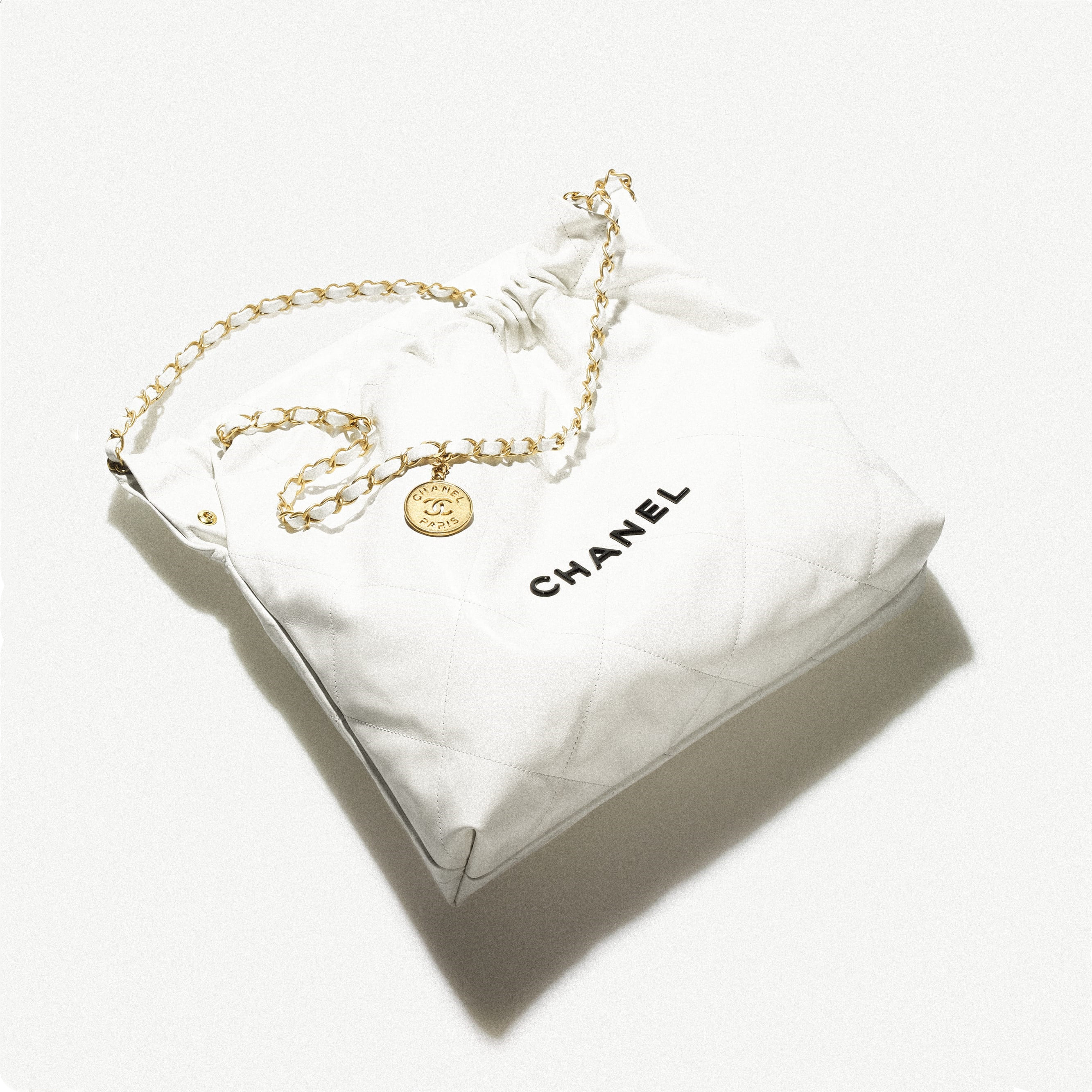 【CHANEL】シャネル22 ハンドバックショルダーバッグ