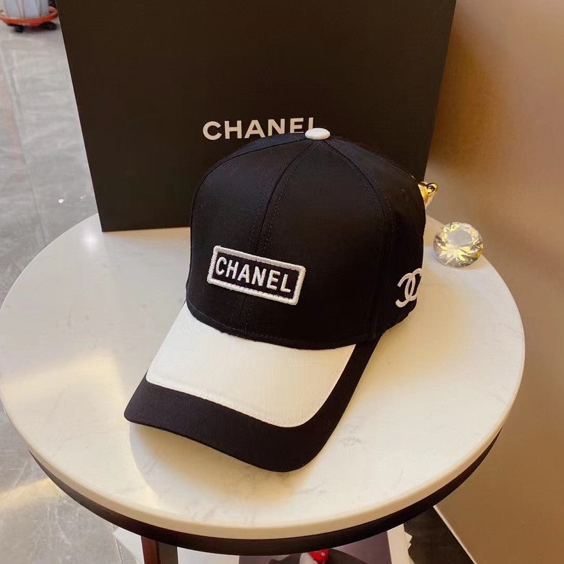 【CHANEL】ロゴ キャップ