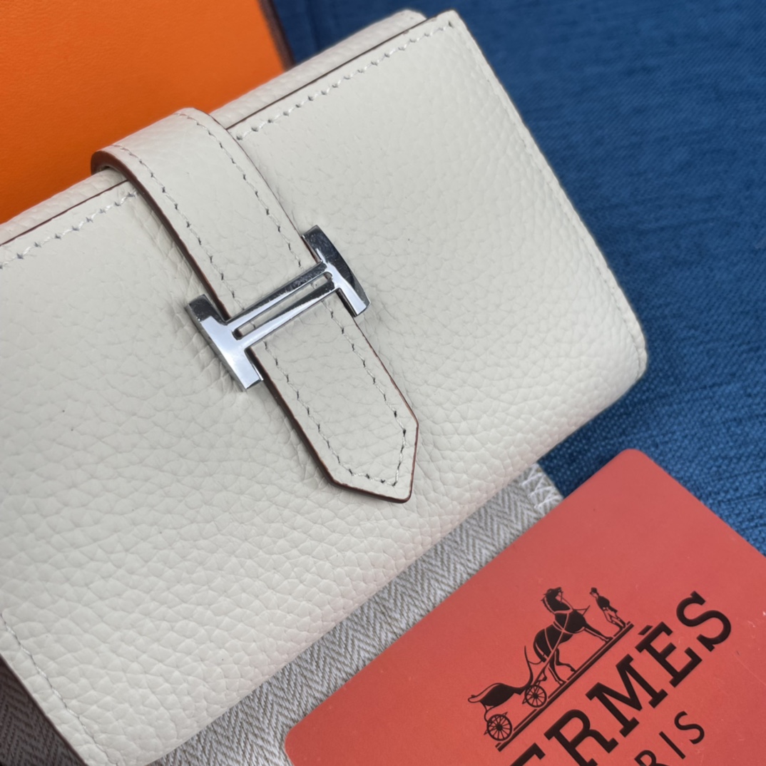 HERMÈS 三つ折り財布 8カラー 10X12CM