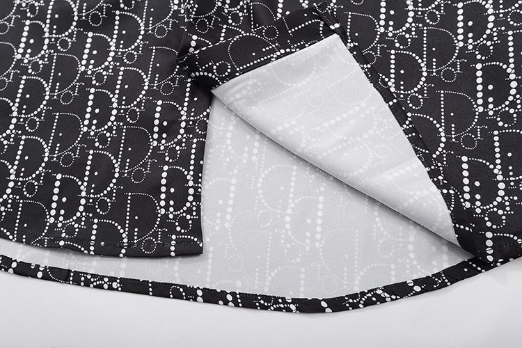 【 Dior 旗艦店】ご好評に付き再入荷！！