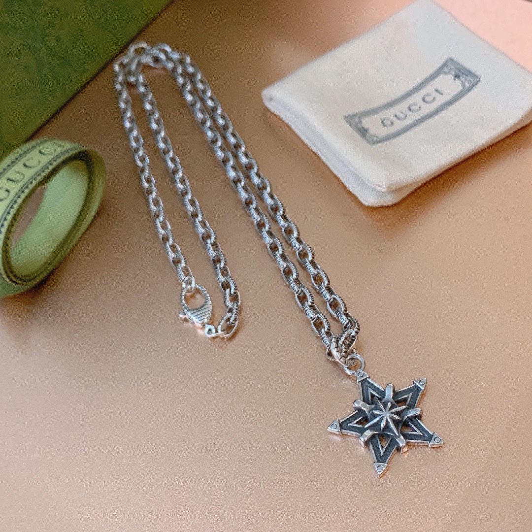 【GUCCI】ネックレス、新しいネックレス万能シンプルファッションオーナメント