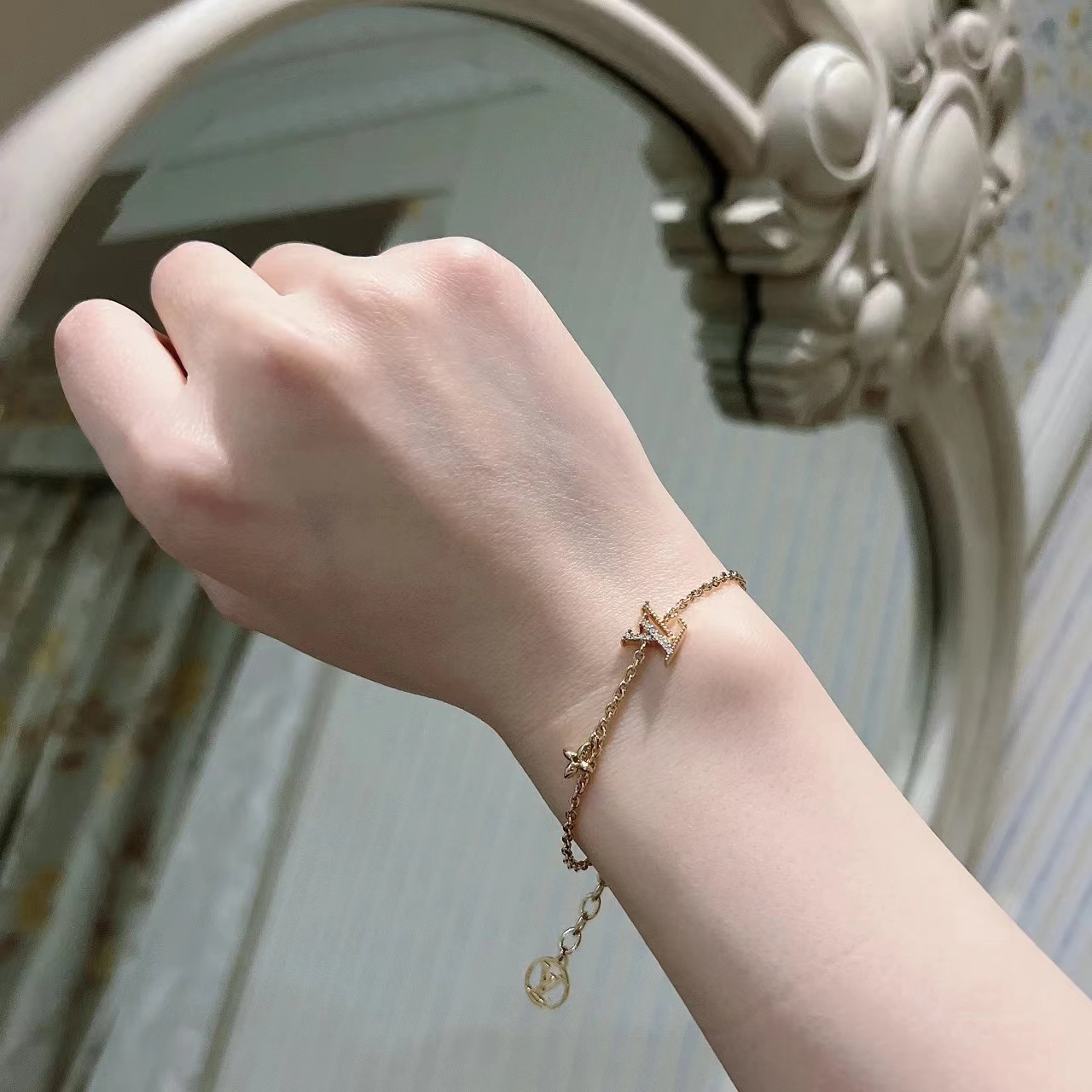 【 LOUIS VUITTON】ブレスレット、ファッションシンプルなスタイル