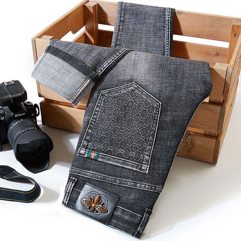 【2024】Gucci公式旗艦店 刺繍ロゴ 　新作ジーンズ