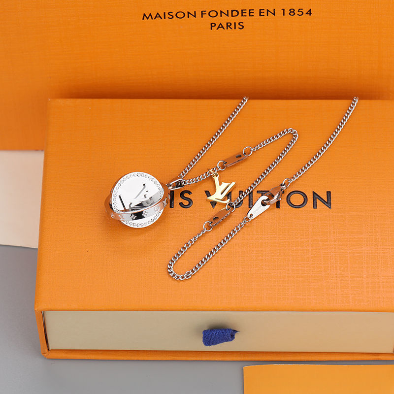 【2024】LV LOUIS VUITTON（ルイヴィトン） ネックレス