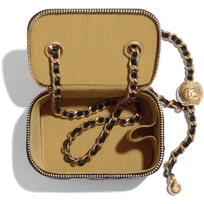 【CHANEL】ロゴ 新作 チェーン バッグ ポシェット