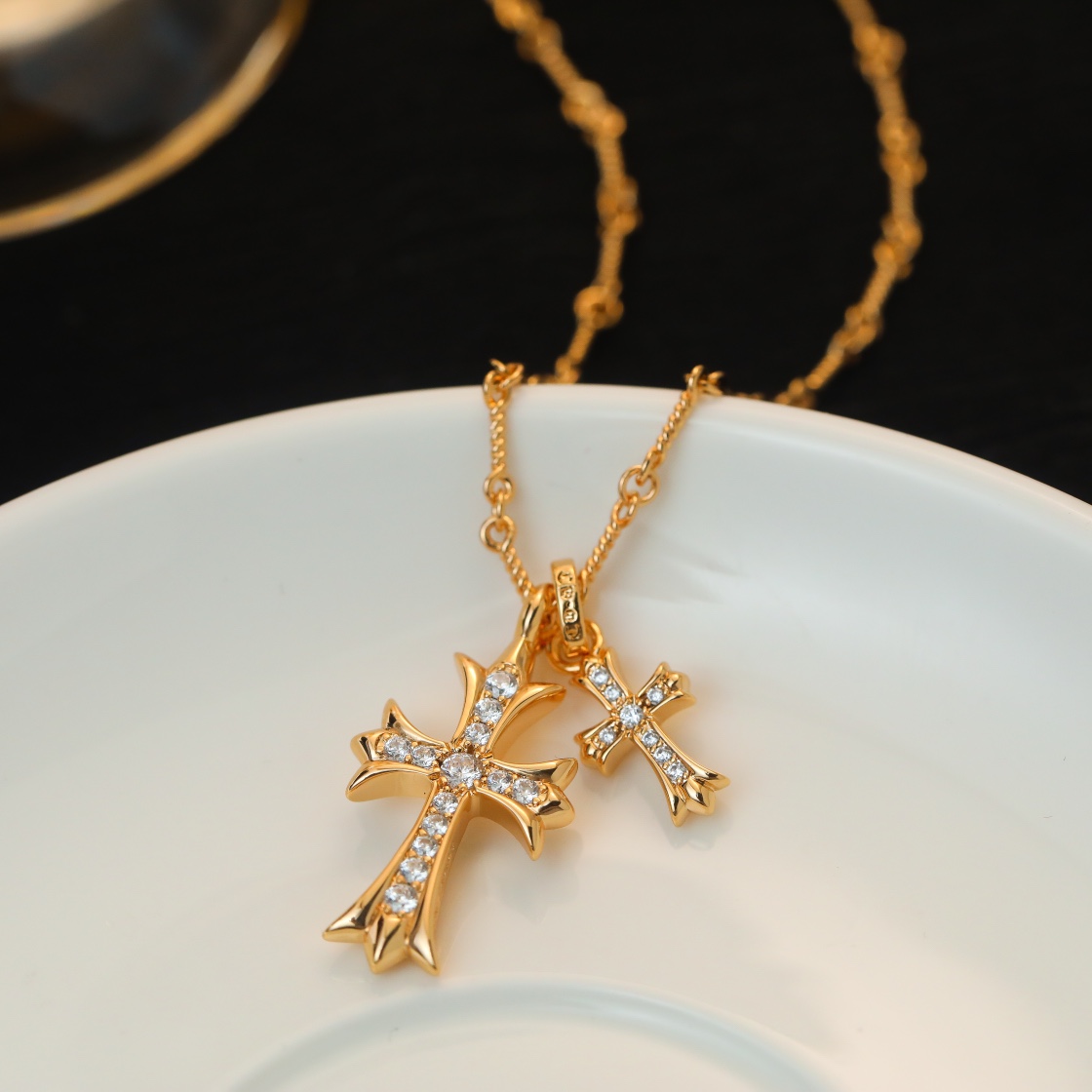 【Chrome Hearts】ネックレス、ダブルクロスネックレス高いファッションセンス