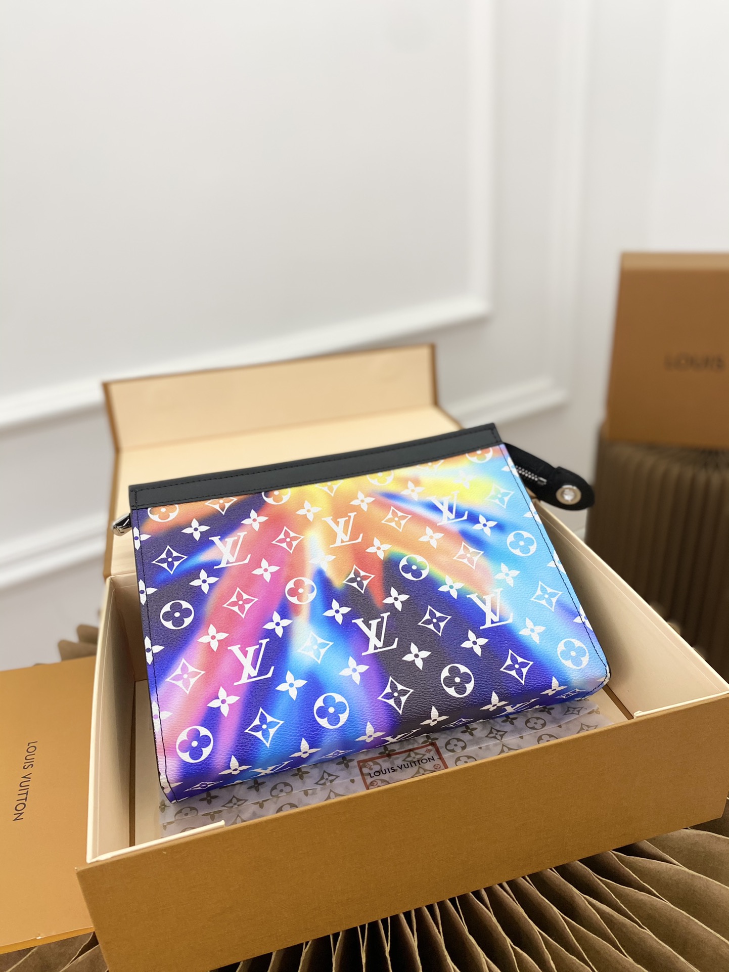 【2024】LOUIS VUITTON（ルイヴィトン）クラッチバッグ 27*21cm