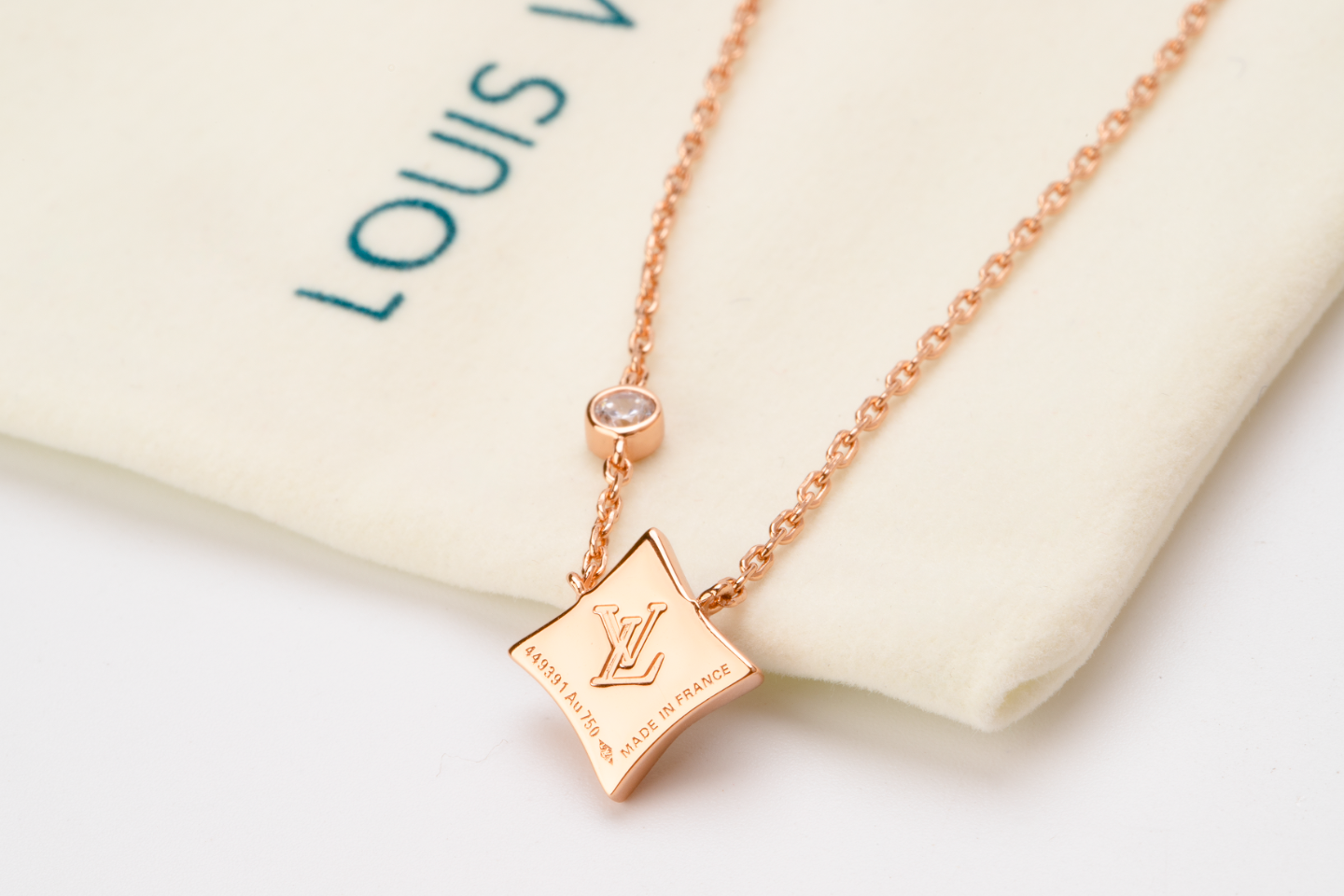 【2024】【 LOUIS VUITTON】ネックレス、新しいネックレス万能シンプルファッションオーナメント