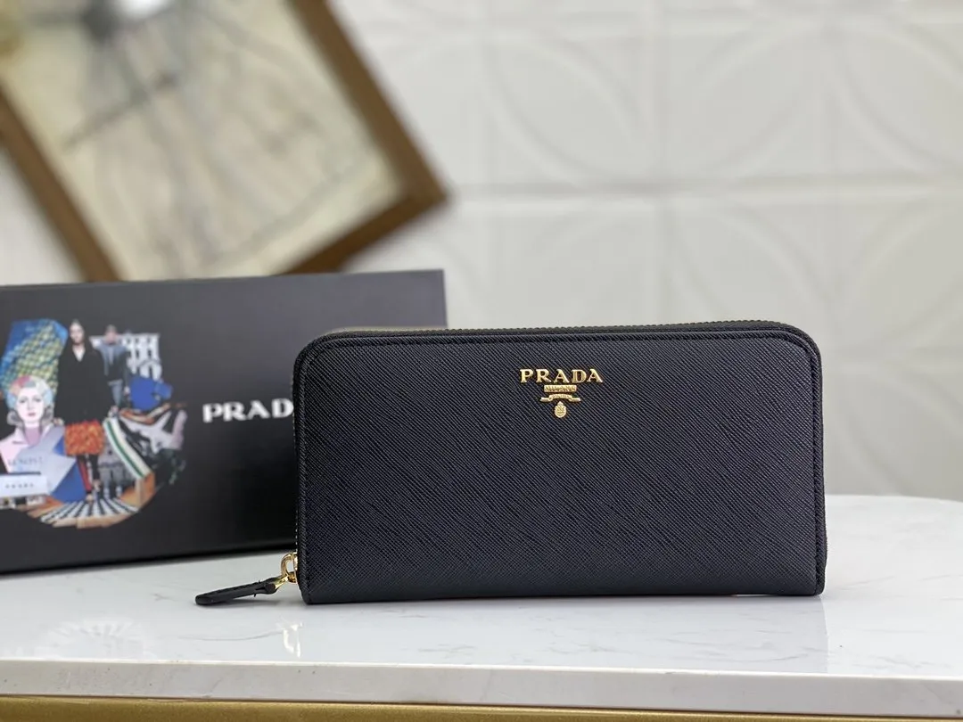 Prada 財布