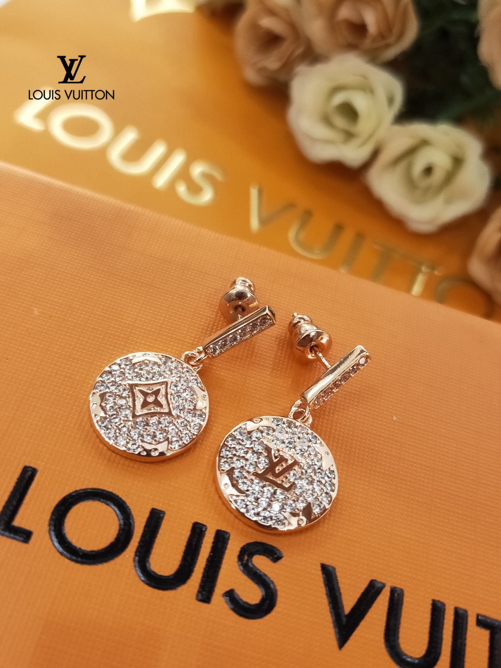 【2024】【LOUIS VUITTON 】ルイヴィトン   ファッションスタイルのイヤリング