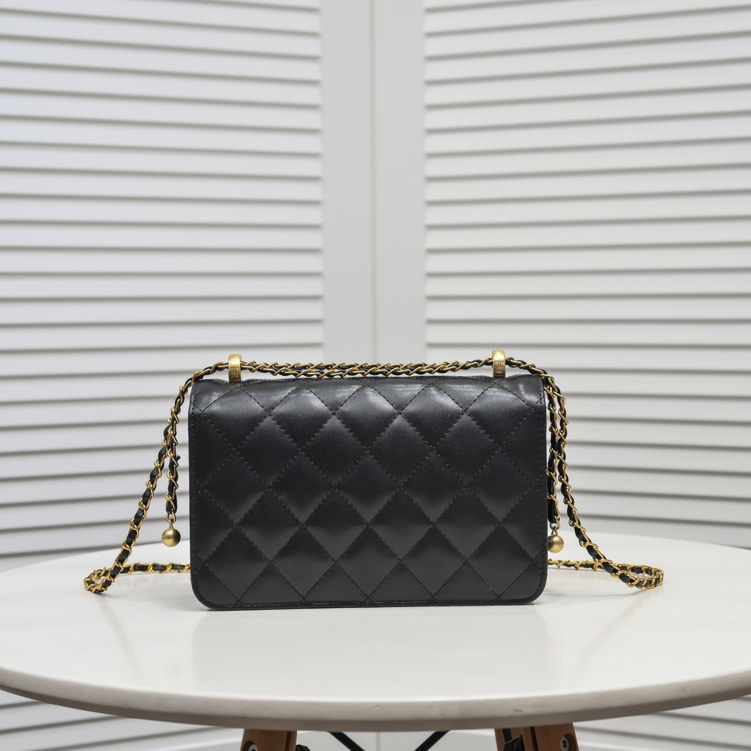 【CHANEL 公式旗艦店】シャネル   ショルダーバッグ   当日出荷 好評に付き再入荷！23*14*8CM