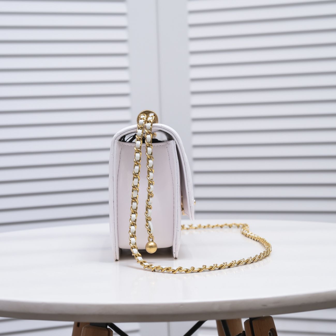 【CHANEL 公式旗艦店】シャネル   ショルダーバッグ   当日出荷 好評に付き再入荷！23*14*8CM