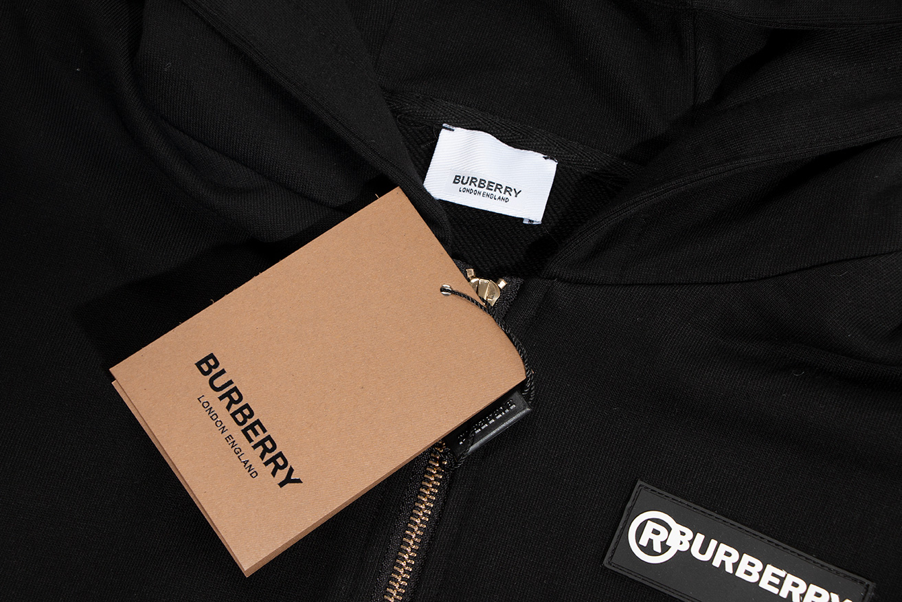 【BURBERRY 公式旗艦店】バーバリー   ジップパーカー 好評に付き再入荷！