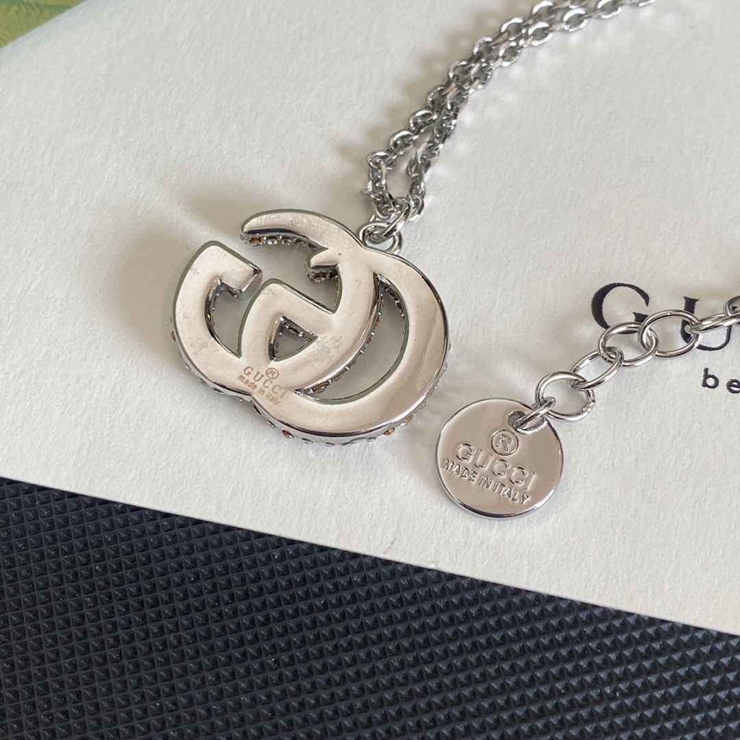 【2025】【GUCCI 】ネックレス、新しいネックレス万能シンプルファッションオーナメント