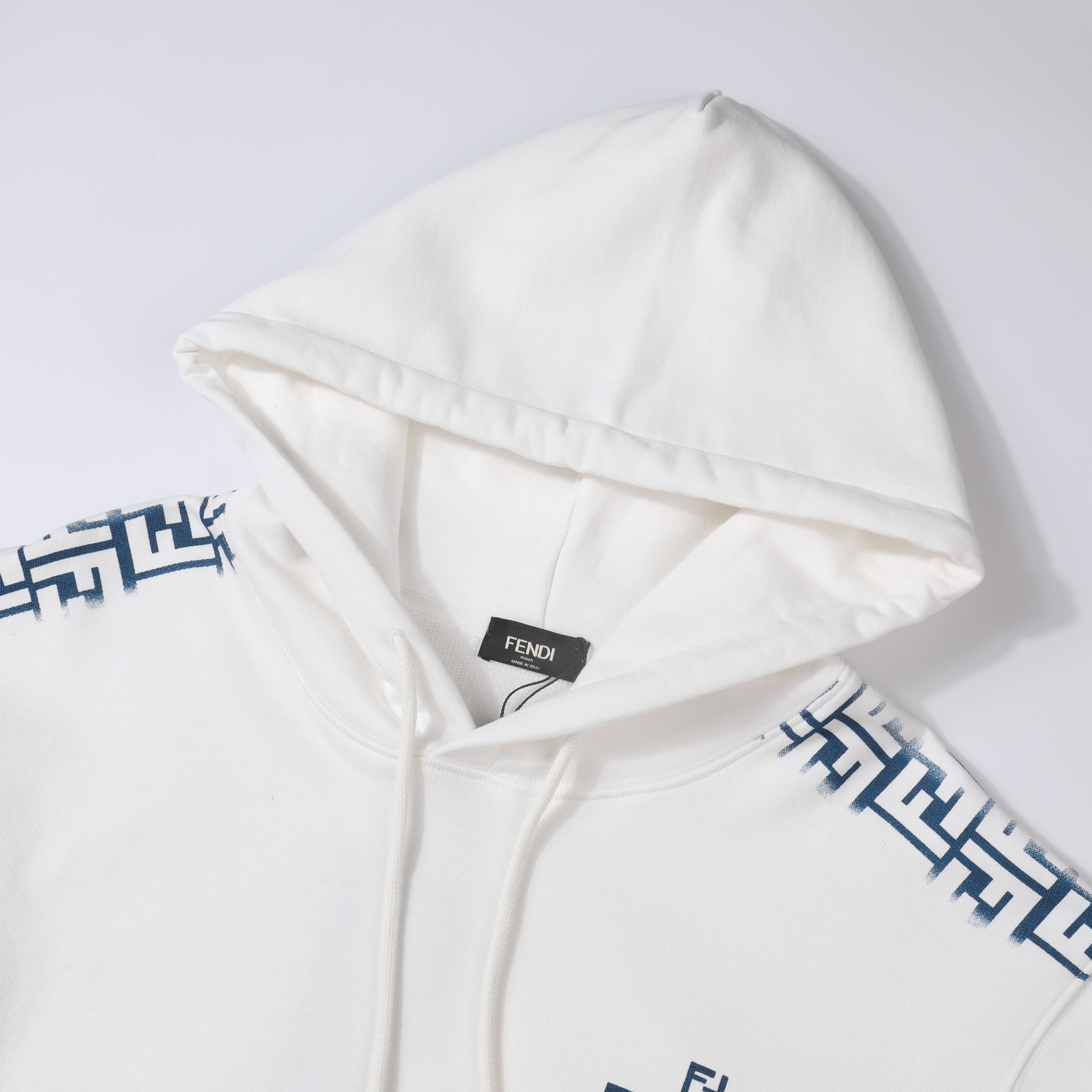 【FENDI  公式旗艦店】フェンディ パーカー スウェット ご好評に付き再入荷！