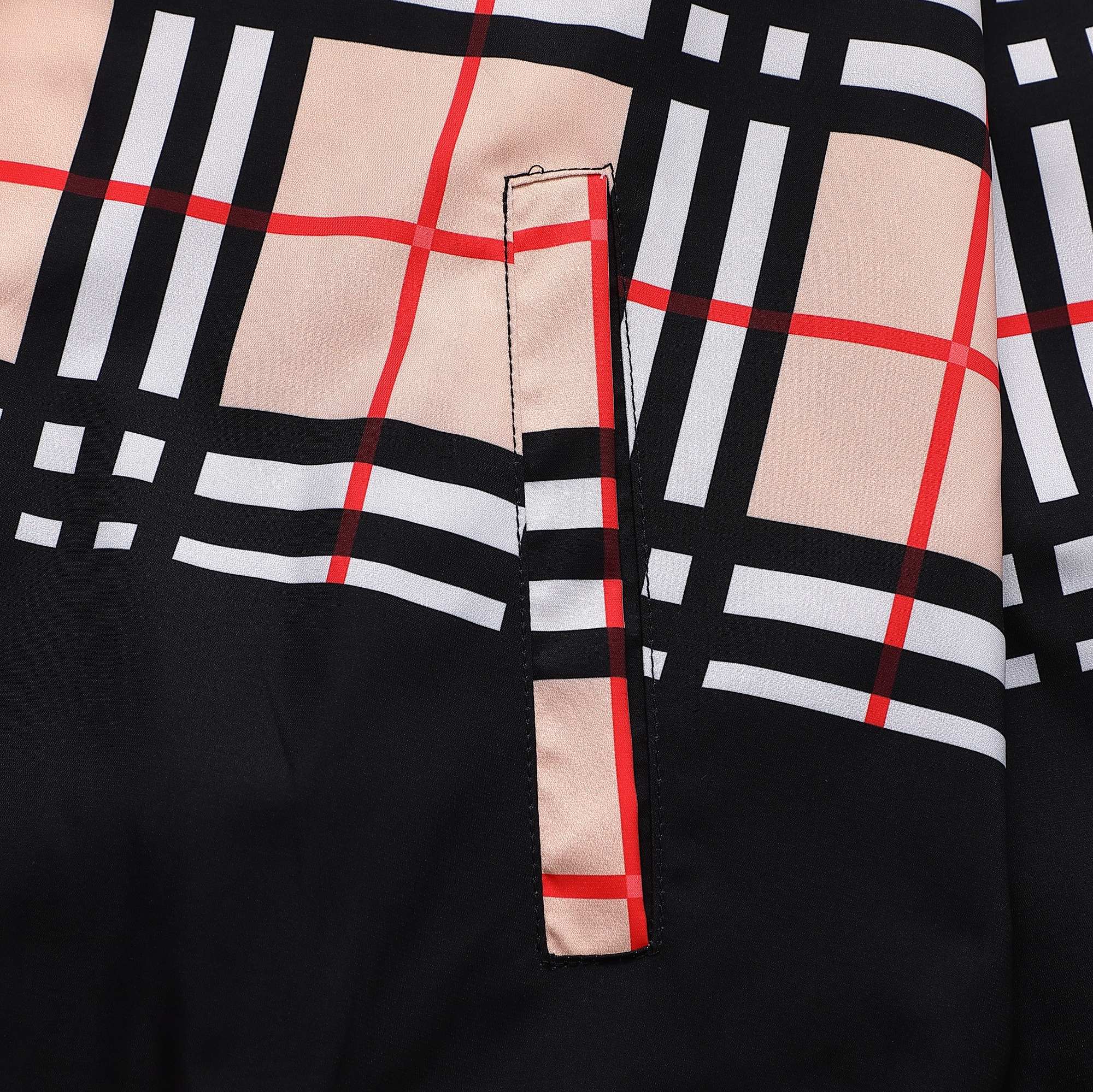 【BURBERRY 公式旗艦店】バーバリー ジャケット着好評に付き再入荷！