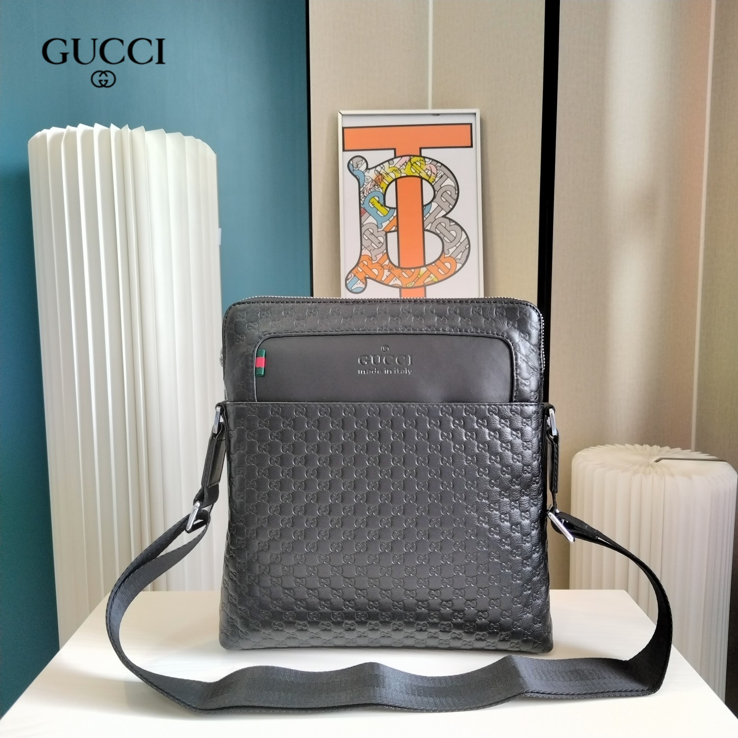 【2024】【GUCCI 公式 旗艦店】グッチ   ショルダーバッグ 当日出荷 好評に付き再入荷！26*28*5CM