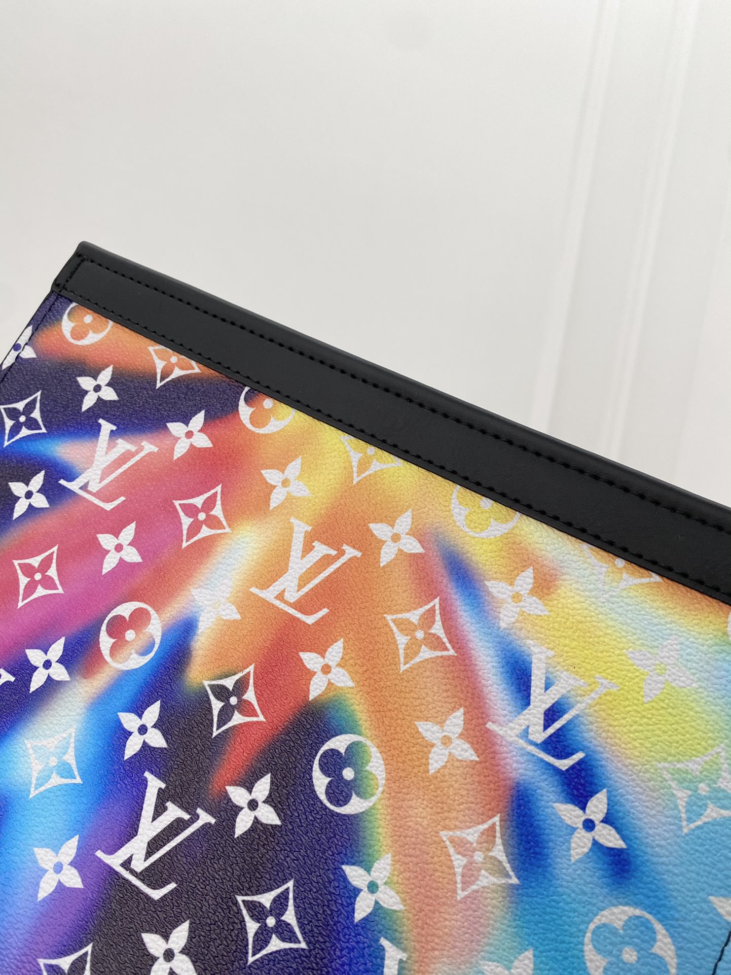 【2024】LOUIS VUITTON（ルイヴィトン）クラッチバッグ 27*21cm