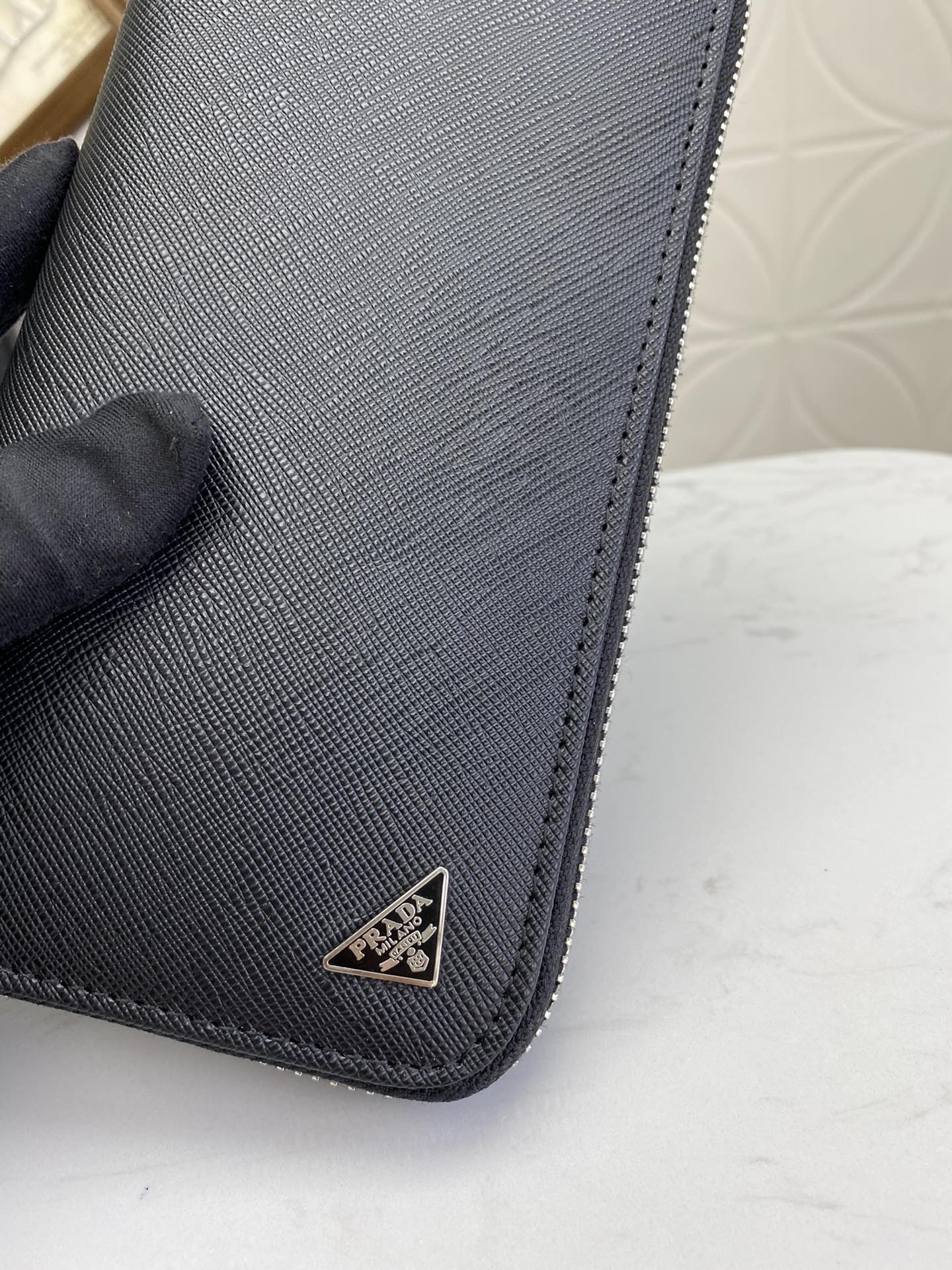 PRADA（プラダ） 財布19x12cm