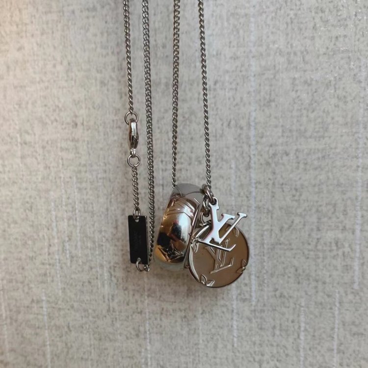 【2024】LV Louis Vuitton（ルイヴィトン） ネックレス 60cm