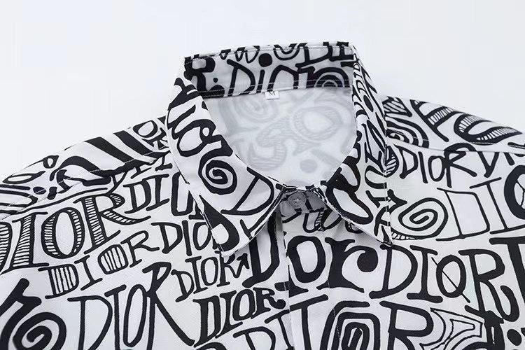 【 Dior 旗艦店】ご好評に付き再入荷！！