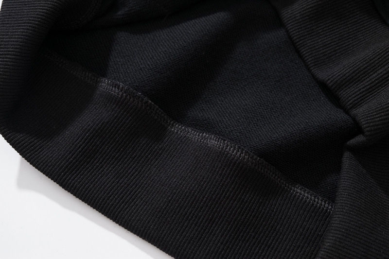 【2024】【OFF-WHITE 】男女兼用、ご好評に付き再入荷！