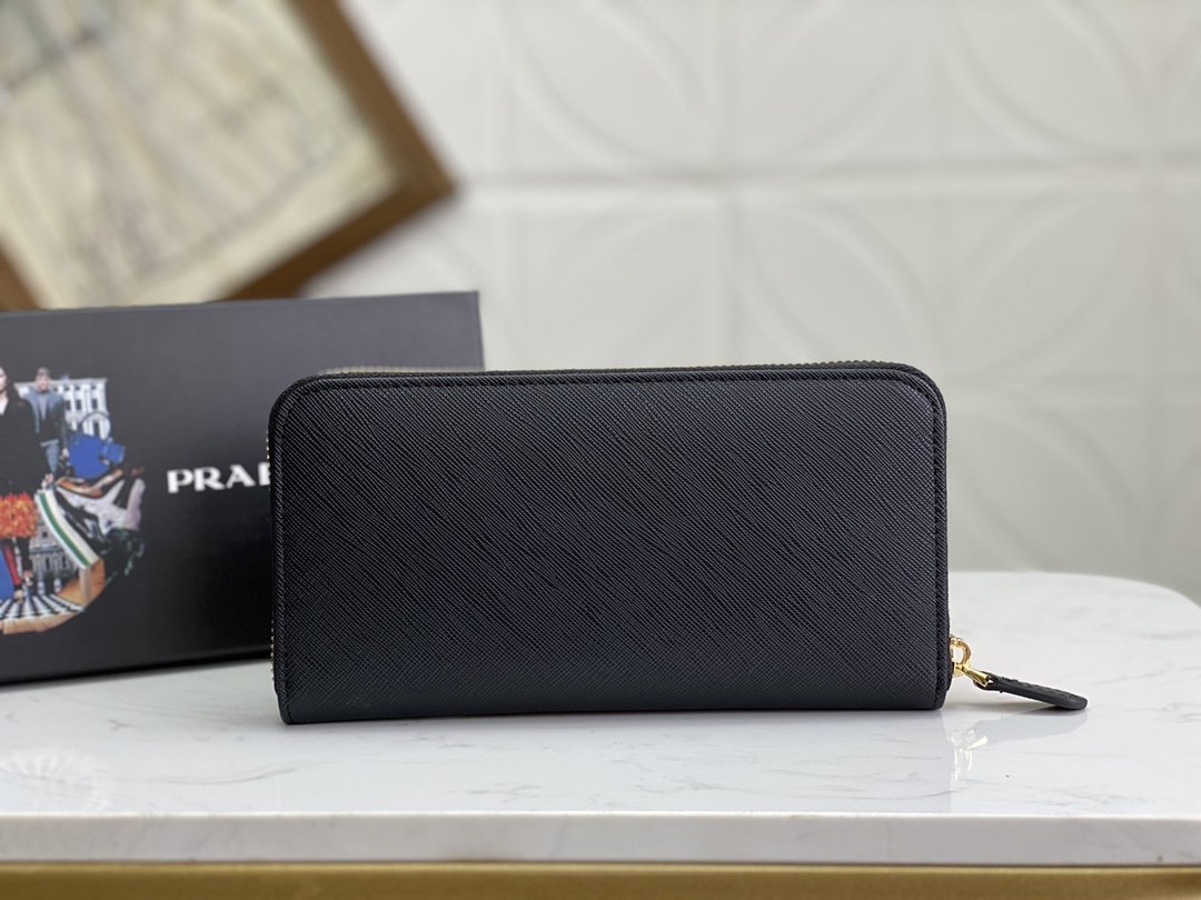 【2024】PRADA（プラダ） 財布19x12cm