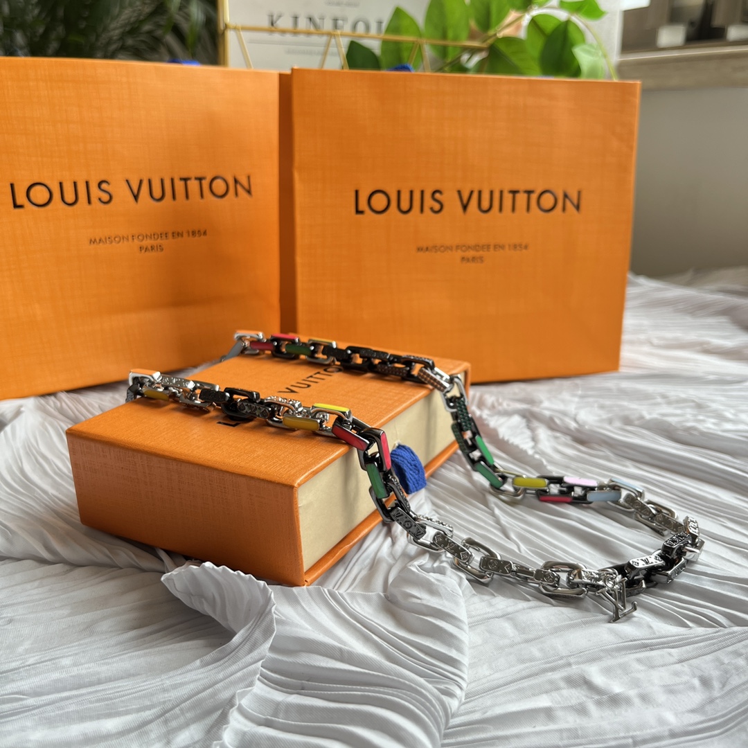 LOUIS VUITTON（ルイヴィトン）PARADISE CHAIN ネックレスMP3329