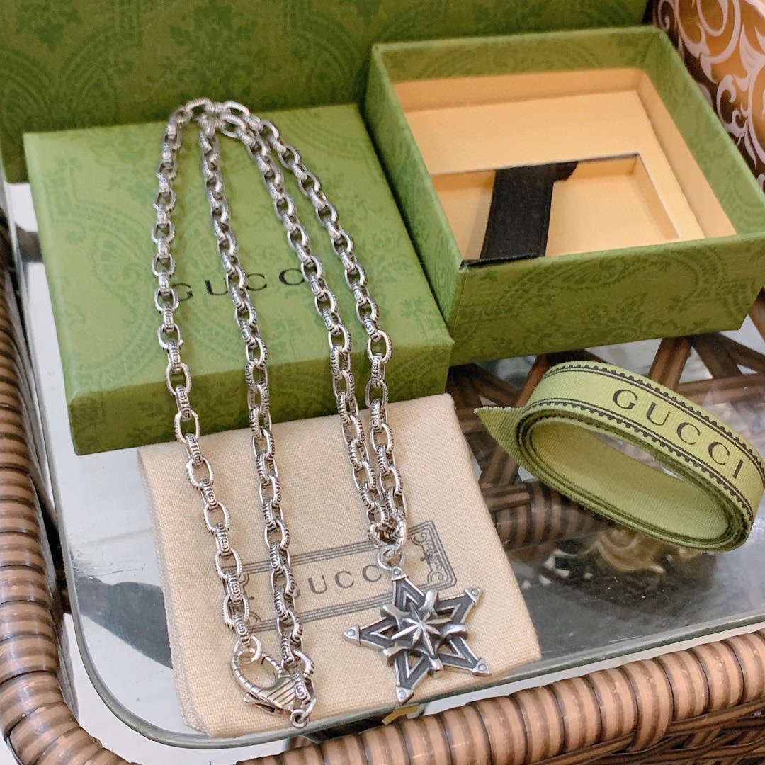 【GUCCI】ネックレス、新しいネックレス万能シンプルファッションオーナメント