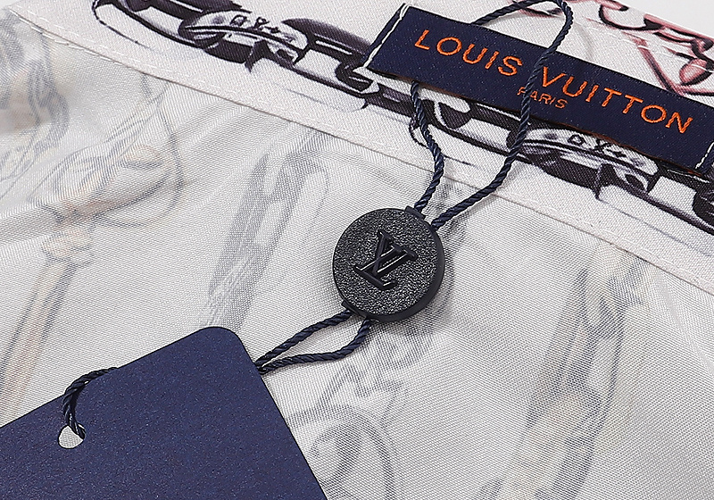 Louis Vuitton ルイヴィトン  長袖シャツ