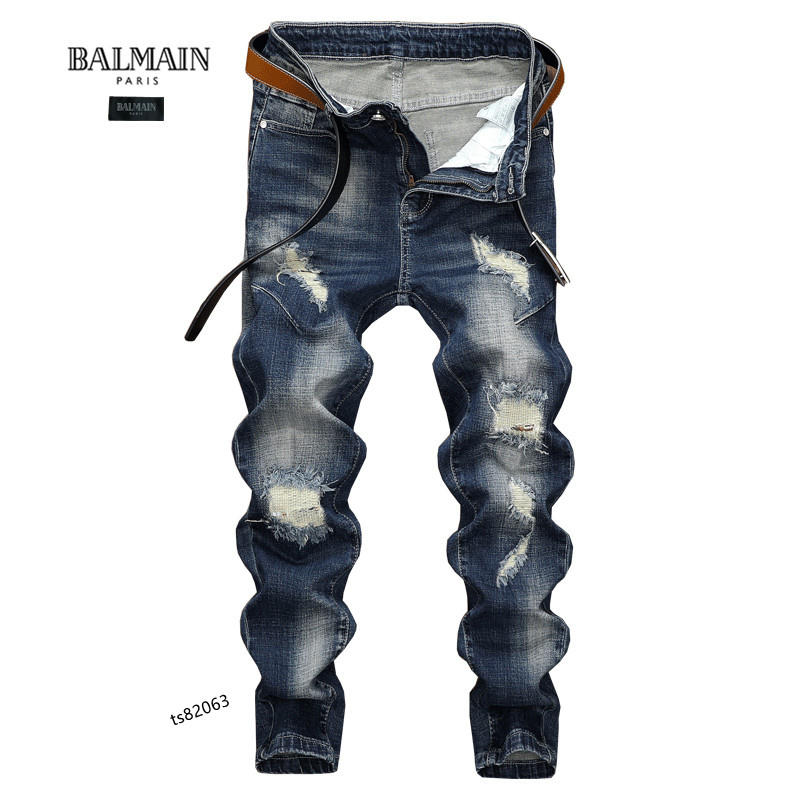 BALMAIN ジーンズ