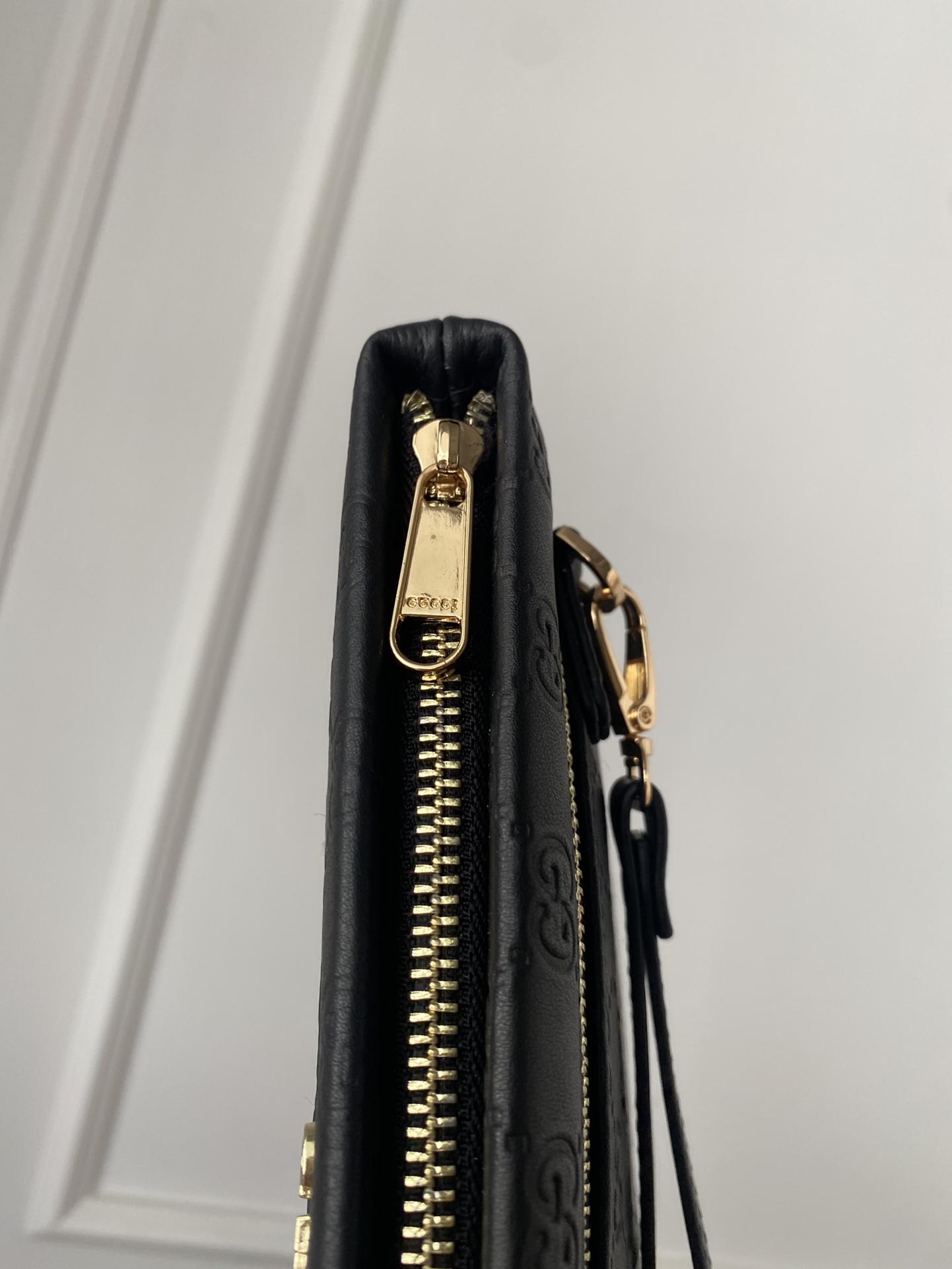 GUCCI（グッチ）クラッチバッグ 28*18 cm