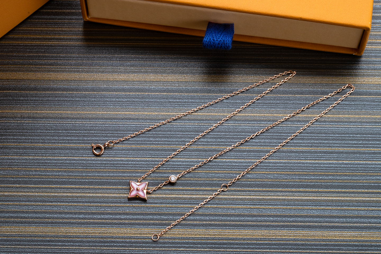 【2024】【 LOUIS VUITTON】ネックレス、新しいネックレス万能シンプルファッションオーナメント