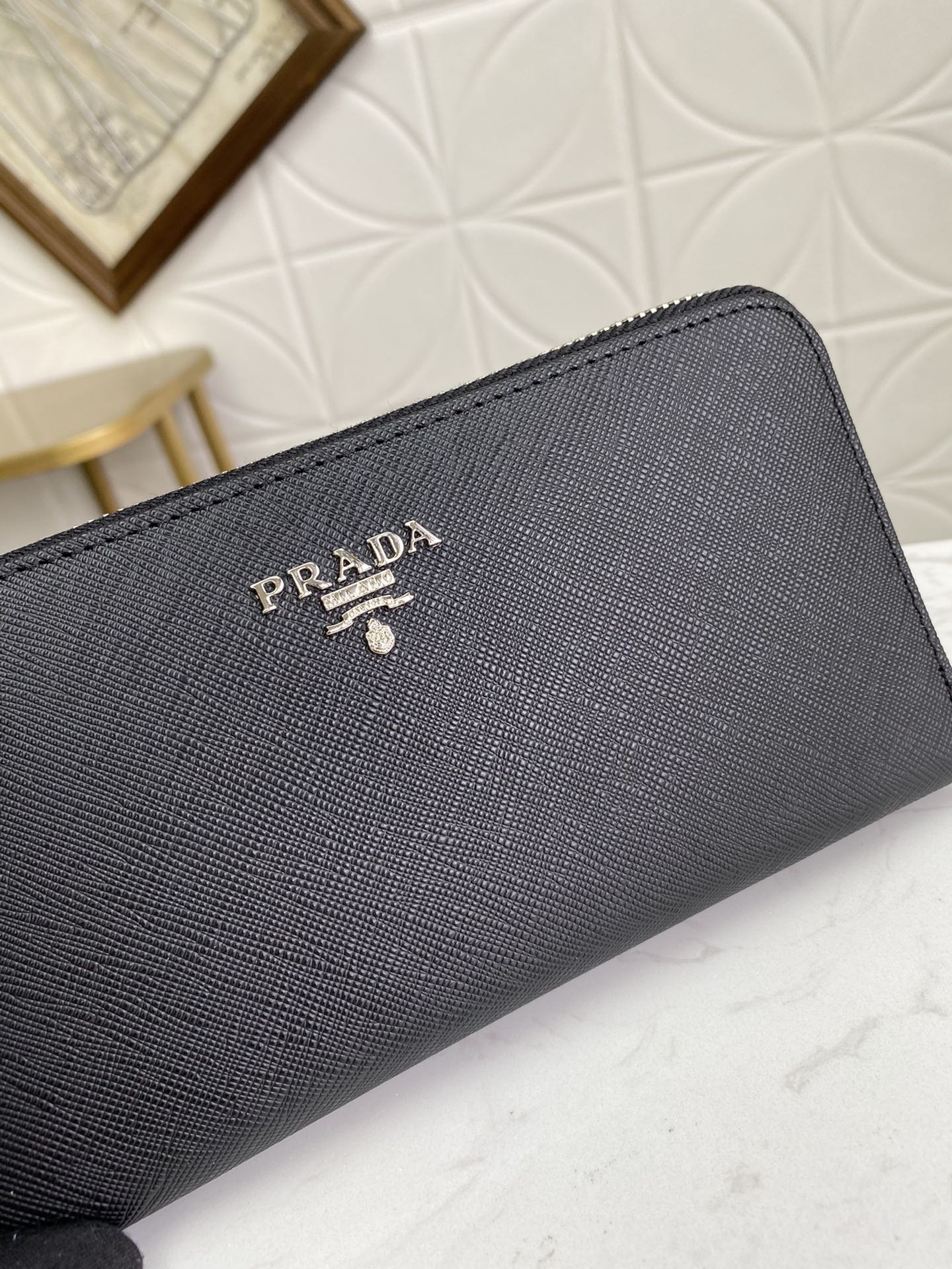 PRADA（プラダ） 財布19x12cm