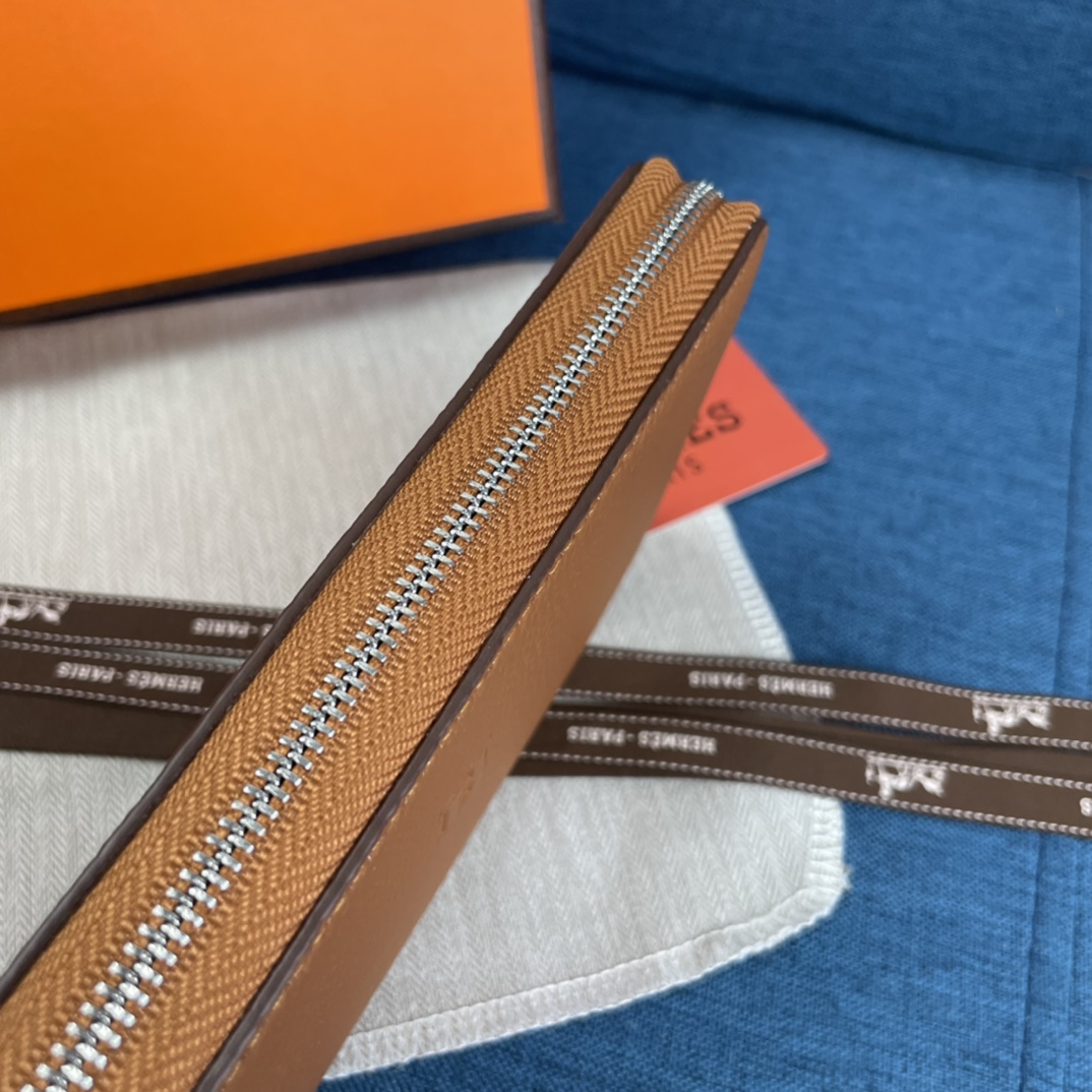 HERMÈS 長財布 10カラー 19X11X2.5CM